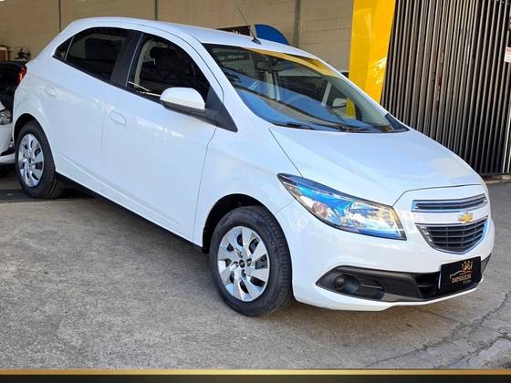 CHEVROLET ONIX 1.4 MPFI LT 8V FLEX 4P MANUAL CHEVROLET ONIX 1.4 MPFI LT 8V FLEX 4P MANUAL